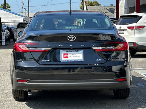 Certified 2025 Toyota Camry LE FWD image 5