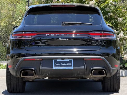 Used 2026 Porsche Macan AWD/4WD image 6