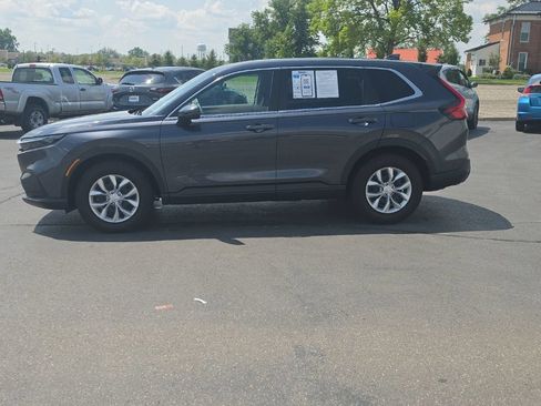 Used 2025 Honda CR-V LX image 4
