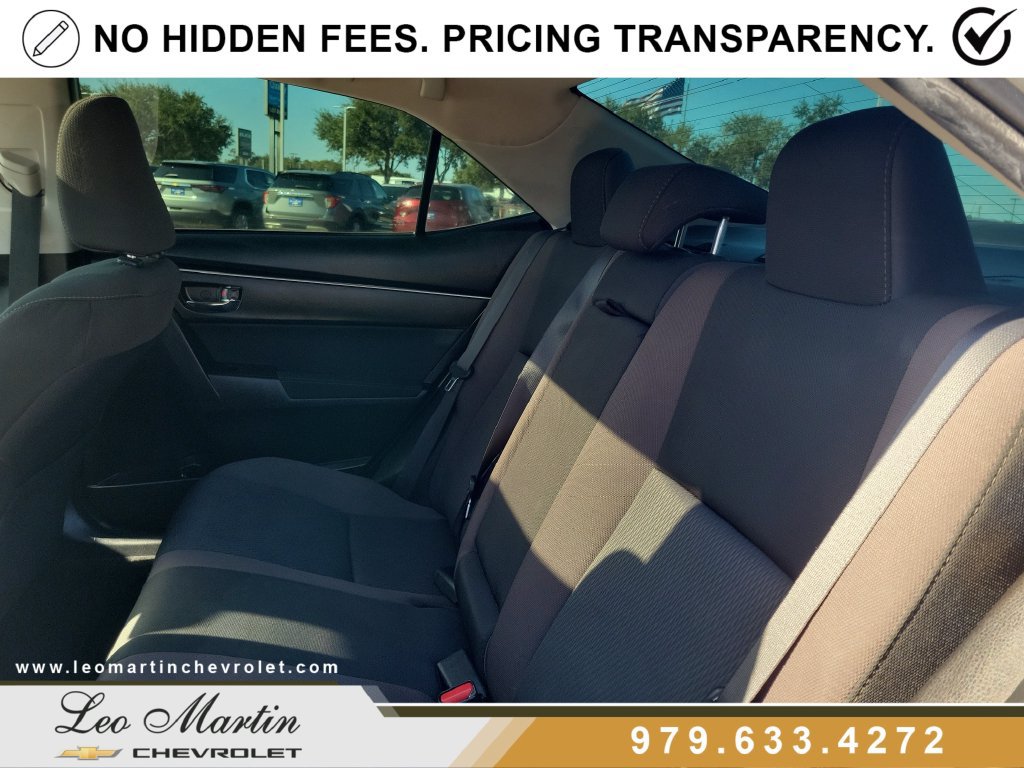 Used 2018 Toyota Corolla LE w/ LE Premium Package w/Moonroof FWD image 10