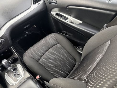 Used 2019 Dodge Journey SE w/ Premium Group FWD image 24