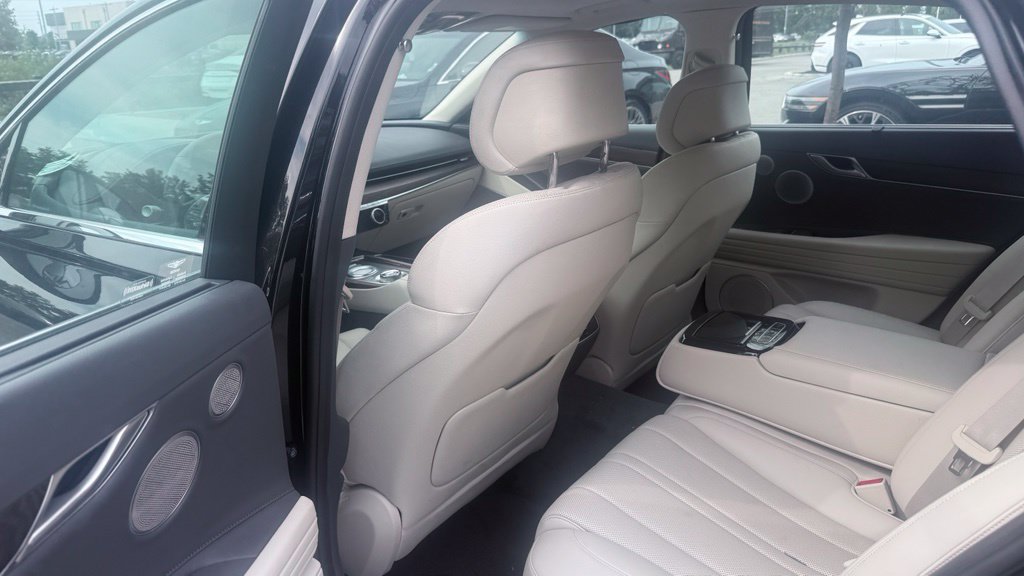 Used 2022 Genesis G80 2.5T w/ Advanced Package AWD/4WD image 7