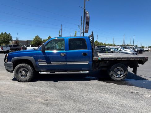 Used 2004 Chevrolet Silverado 2500 LS w/ Skid Plate Package AWD/4WD image 3
