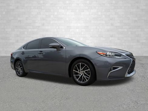 Used 2017 Lexus ES 350 image 1