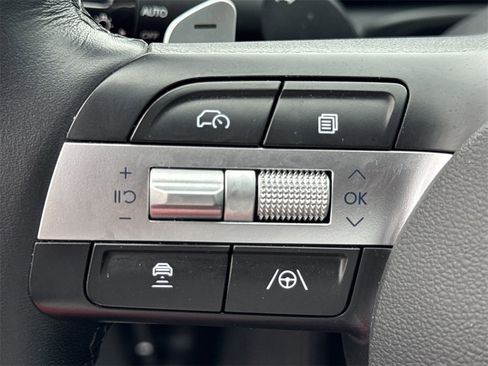 Used 2025 Hyundai Santa Cruz Limited image 24