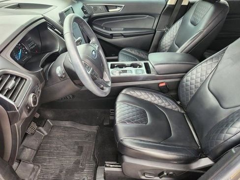 Used 2023 Ford Edge Titanium AWD/4WD image 11