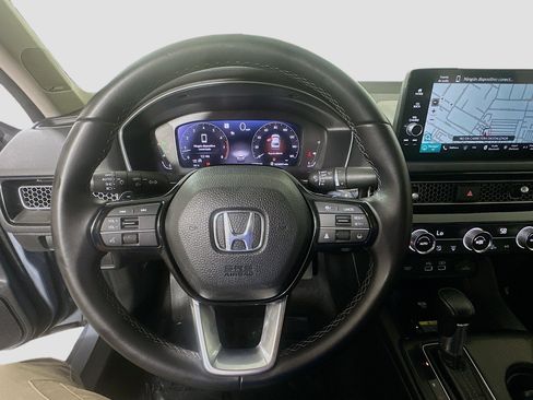 Used 2022 Honda Civic Touring image 8