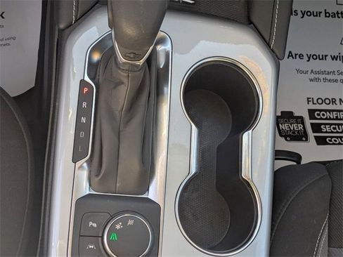 Used 2024 Chevrolet Blazer LT w/ Convenience Package image 21