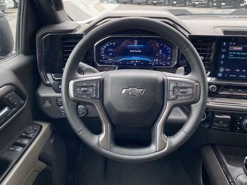 Used 2023 Chevrolet Silverado 1500 ZR2 w/ Technology Package AWD/4WD image 30