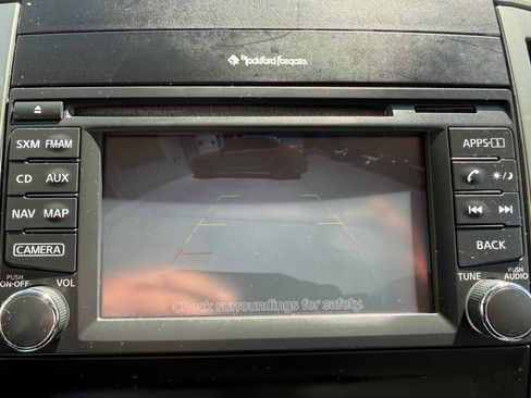 Used 2019 Nissan Frontier SL AWD/4WD image 19