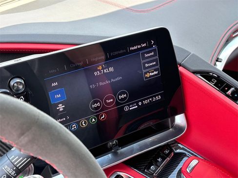 Used 2023 Chevrolet Corvette Stingray Preferred Cpe w/ Engine Appearance Package image 21