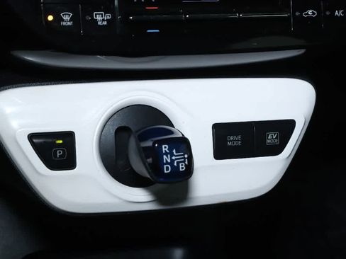 Used 2018 Toyota Prius Two w/ Prius Two Safety Plus Package FWD image 25
