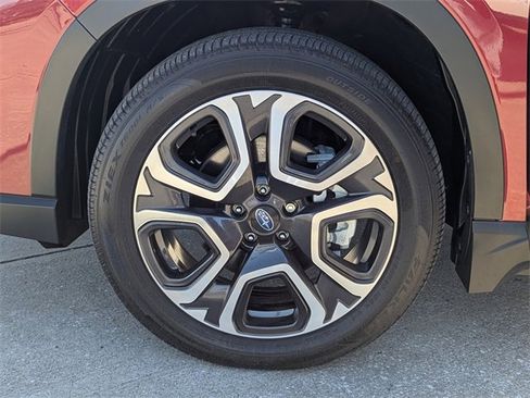 Certified 2024 Subaru Ascent Limited w/ Technology Package image 37