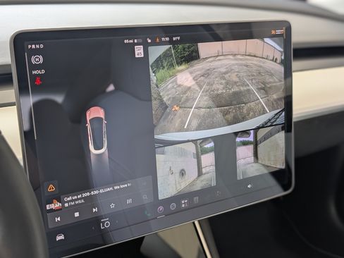 Used 2020 Tesla Model 3 Standard Range Plus RWD image 28