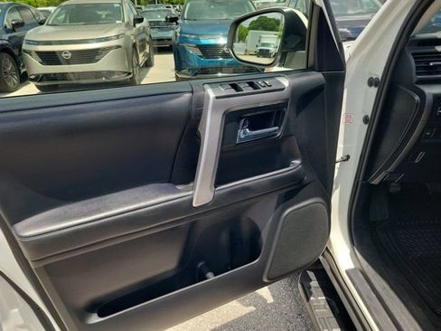 Used 2021 Toyota 4Runner SR5 Premium AWD/4WD image 19