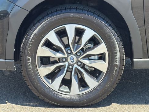 Used 2024 Subaru Outback Limited AWD/4WD image 32