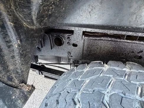 Used 2009 Chevrolet Silverado 2500 LT w/ Exterior Plus Package image 39