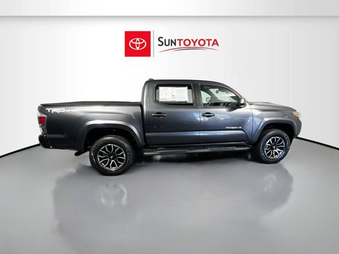 Used 2021 Toyota Tacoma TRD Sport image 2