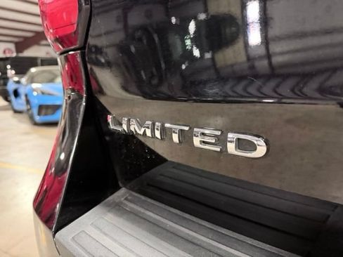 Used 2024 Ford Expedition Limited AWD/4WD image 39
