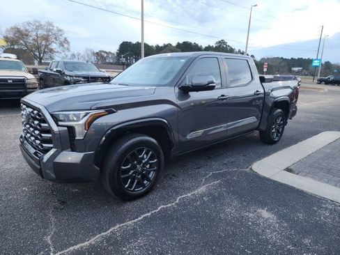 Used 2025 Toyota Tundra Platinum image 3