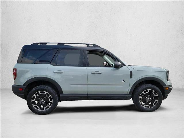 Used 2022 Ford Bronco Sport Outer Banks w/ Tech Package AWD/4WD image 4
