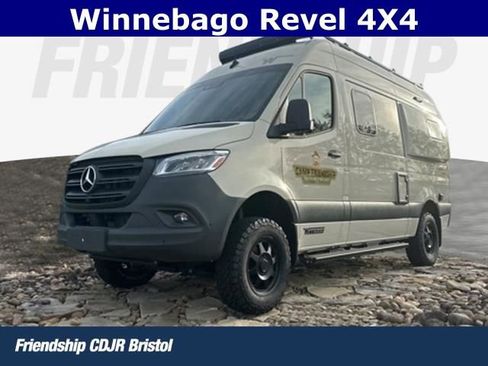 Used 2022 Mercedes-Benz Sprinter 144 Cargo image 1