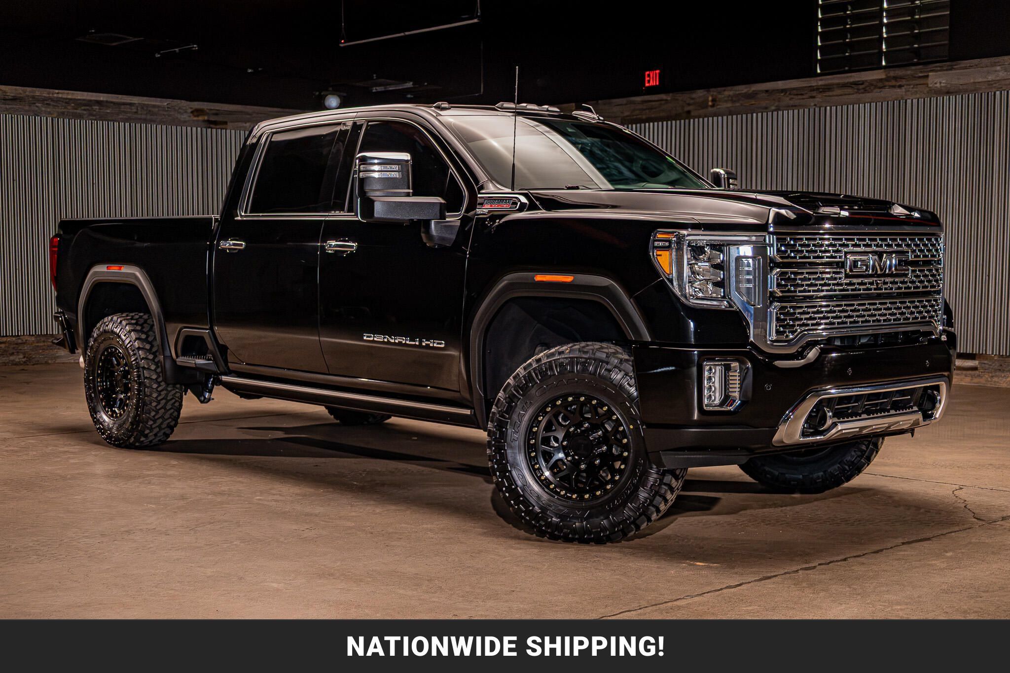 Used 2022 GMC Sierra 3500 Denali w/ Denali Ultimate Package AWD/4WD image 1