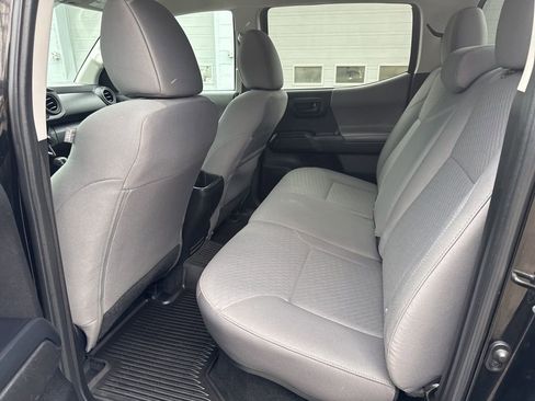 Used 2023 Toyota Tacoma SR AWD/4WD image 15