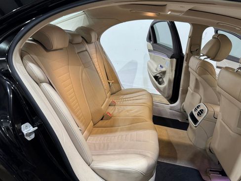 Used 2015 Mercedes-Benz S 550 4MATIC Sedan image 15