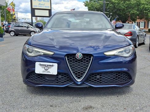 Used 2017 Alfa Romeo Giulia Ti w/ TI 19" Sport Package image 2