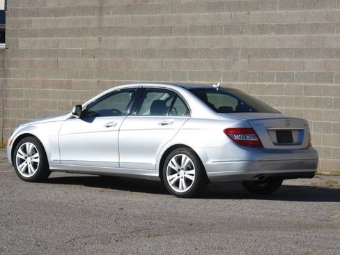 Used 2008 Mercedes-Benz C 300 4MATIC Sedan image 12