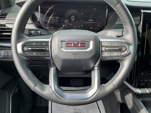 Used 2025 GMC Acadia Elevation image 38