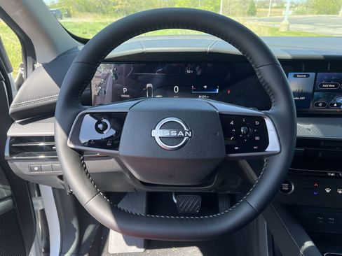 New 2025 Nissan Murano SV image 13