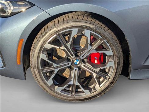 New 2026 BMW 330i Sedan w/ M Sport Package image 10