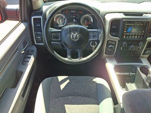 Used 2017 RAM 1500 Big Horn AWD/4WD image 12
