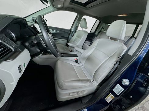 Used 2023 Honda Ridgeline RTL-E image 12