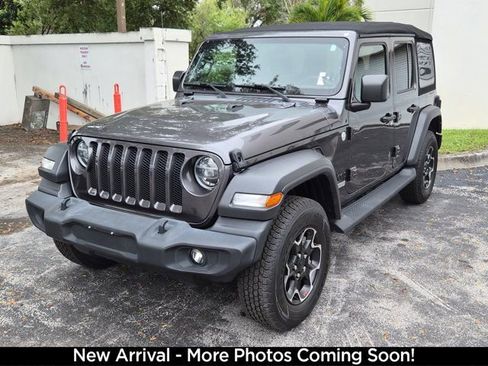 Used 2021 Jeep Wrangler Unlimited Sport S image 3