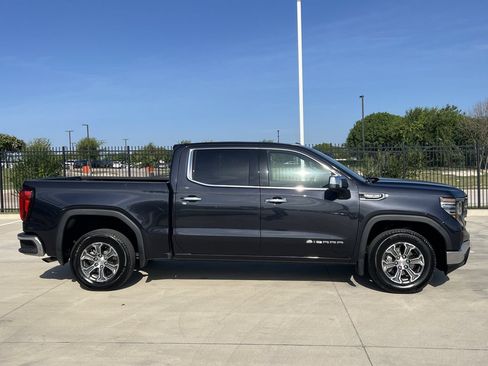 Used 2026 GMC Sierra 1500 SLT RWD image 3