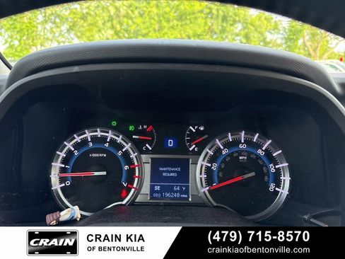 Used 2017 Toyota 4Runner SR5 AWD/4WD image 25