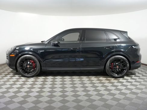 Certified 2026 Porsche Cayenne S w/ Premium Package Plus AWD/4WD image 2