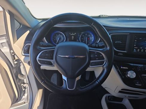 Used 2021 Chrysler Voyager LX w/ Cold Weather Group image 12