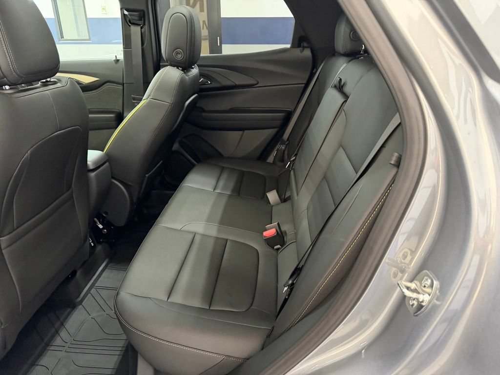 New 2026 Chevrolet TrailBlazer ACTIV w/ Convenience Package FWD image 32