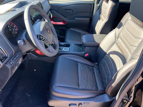 New 2026 Nissan Frontier PRO-4X w/ Pro Premium Package image 9