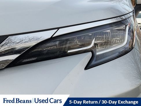 Used 2023 Toyota Sienna LE image 9