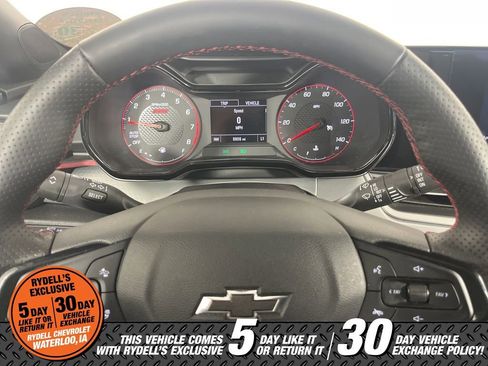 Certified 2025 Chevrolet Trax RS w/ Driver Confidence Package image 25