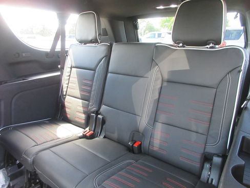 New 2026 GMC Yukon XL AT4 Ultimate AWD/4WD image 13