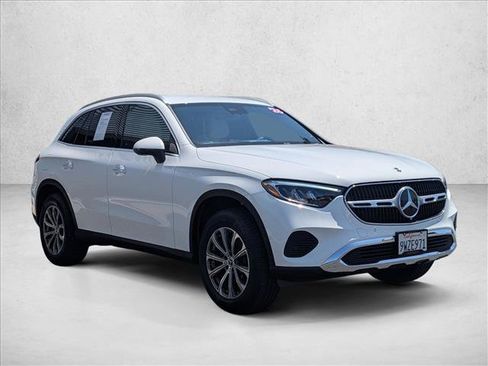 Certified 2026 Mercedes-Benz GLC 300 image 5