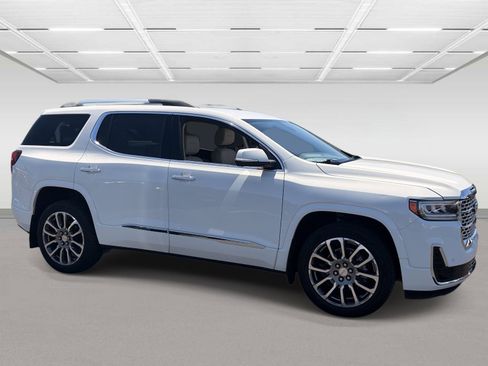Used 2021 GMC Acadia Denali w/ Denali Technology Package FWD image 7
