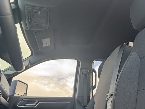 Used 2024 Chevrolet Silverado 2500 LT w/ Convenience Package image 13