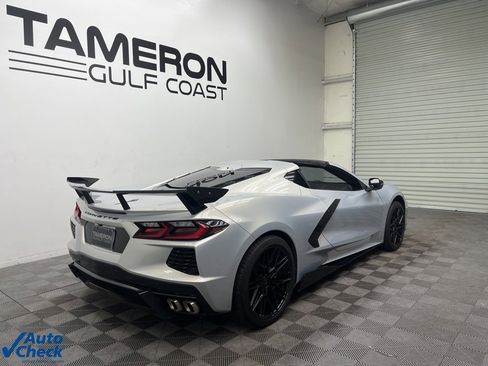 Used 2023 Chevrolet Corvette Stingray w/ Z51 Performance Package image 7